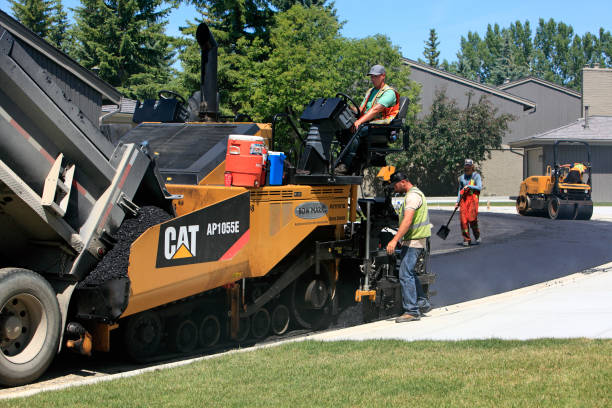 Best Driveway Paving Company  in Lakeside Park, KY